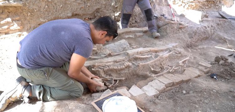 Endülüs Müslümanlarına ait toplu mezarlar bulundu 1 Endülüs Müslümanlarına ait toplu mezarlar bulundu