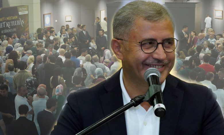 HATT-I MÜSTAKİM AHMET KUTLUHAN VE ÖĞRENCİLERİ HÜSN-İ HAT SERGİSİ ÜSKÜDAR’DA AÇILDI 1 üsküdar belediyesi