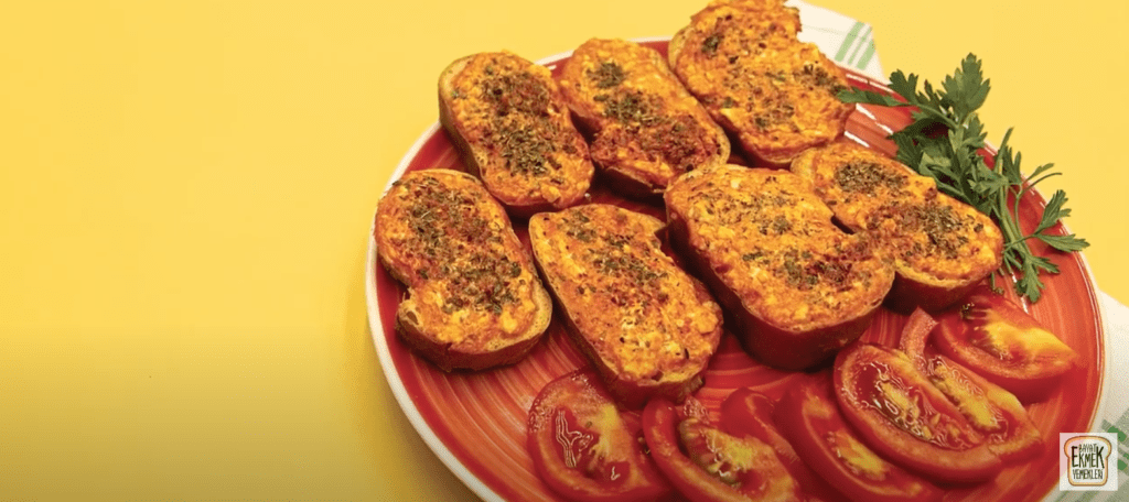 Bayat ekmek yemeği tarifi 3 1665299456 Ekran Resmi 2022 10 09 09.32.49