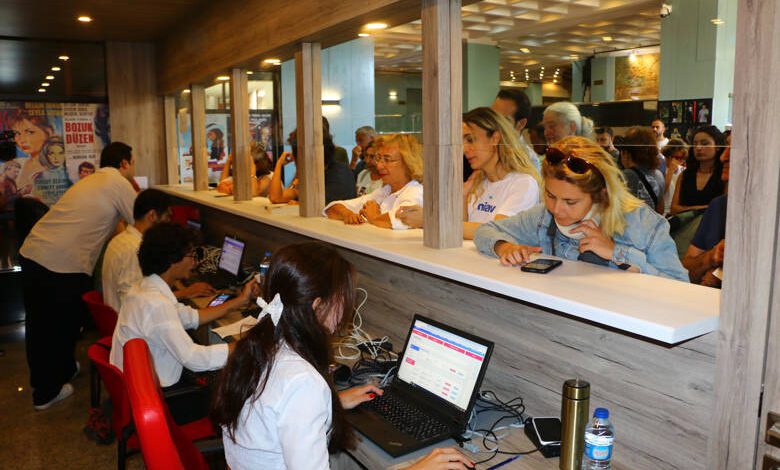 Altın Portakal Film Festivali Biletleri Yoğun İlgi Görüyor 1 61. Altın Portakal Film Festivali Biletleri Yoğun İlgi Görüyor
