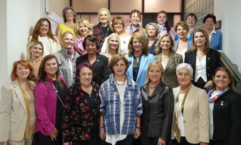 Eskişehir Büyükşehir Belediye Başkanı Ayşe Ünlüce: “Çocuklarımıza Kol Kanat Gereceğiz” 1 Eskişehir Büyükşehir Belediye Başkanı Ayşe Ünlüce: “Çocuklarımıza Kol Kanat Gereceğiz”