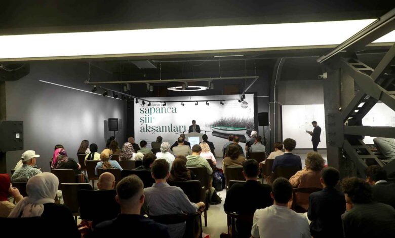 Gazze: Direnişin ve Umudun Şiiri Uluslararası Sapanca Şiir Akşamları'nda Yankılandı 1 Gazze: Direnişin ve Umudun Şiiri Uluslararası Sapanca Şiir Akşamları'nda Yankılandı
