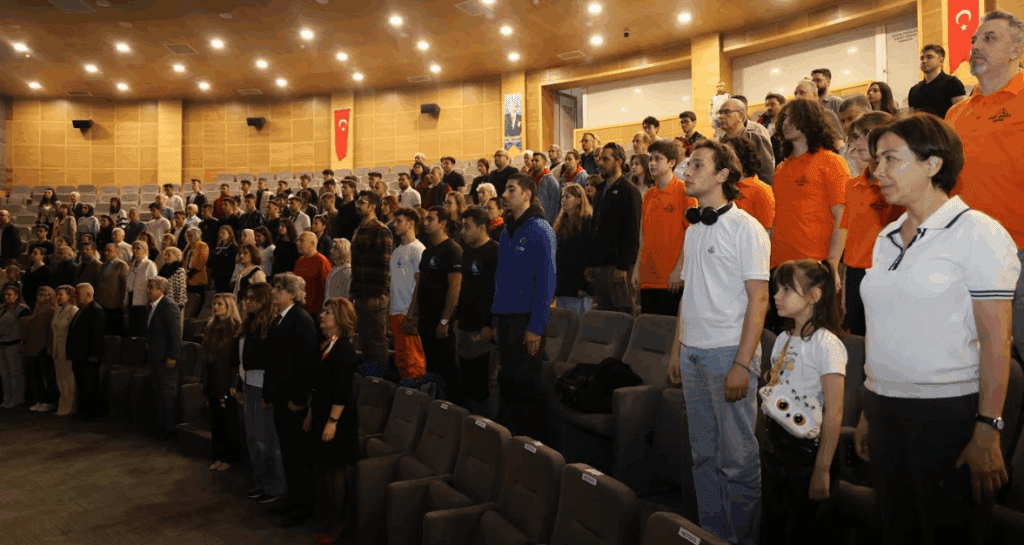 Atakum'da 19 Mayıs Rüzgârı Sanatla, Sporla, Coşkuyla Esti 2 Atakum’da 19 Mayıs Rüzgârı Sanatla, Sporla, Coşkuyla Esti