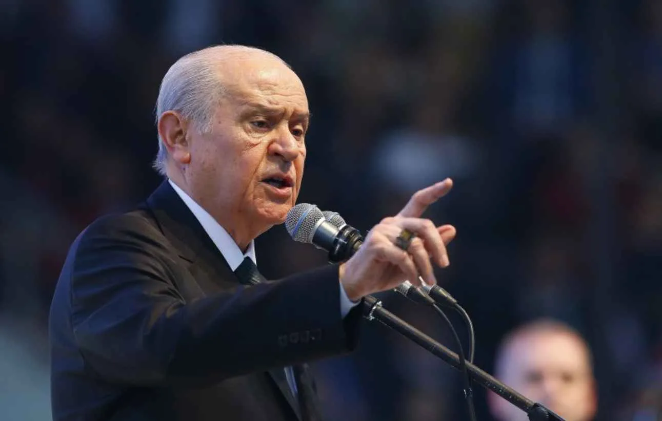 Bahçeli’den Özgür Özel’e Sert Yanıt: “Her Sözü Yalan ve Yamuk”