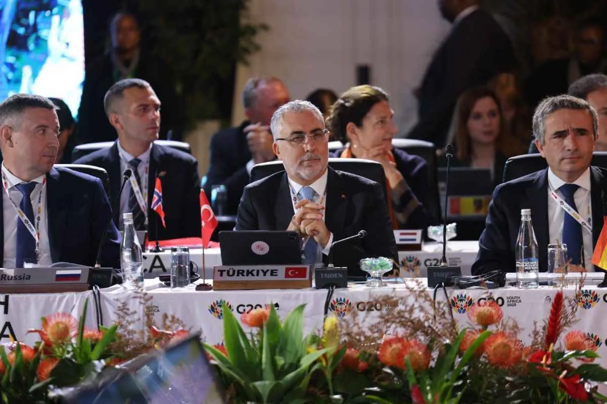 Bakan Isikhan G20 Zirvesinde Genc Ve Kadin Istihdami Icin Turkiyenin Yol Haritasini Anlatti 30