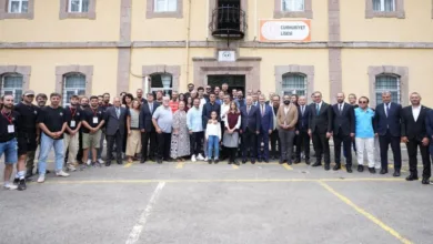 Bakan Tekin’den “Ailem” Dizisi Setine Ziyaret: “Aileyi Eğitime Dahil Etmeliyiz”
