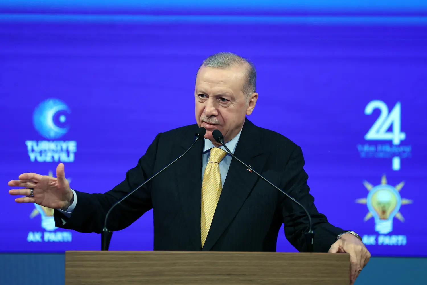 Cumhurbaşkanı Erdoğan: “AK Parti Ailesini Yeni Katılımlarla Daha da Büyütüyoruz”