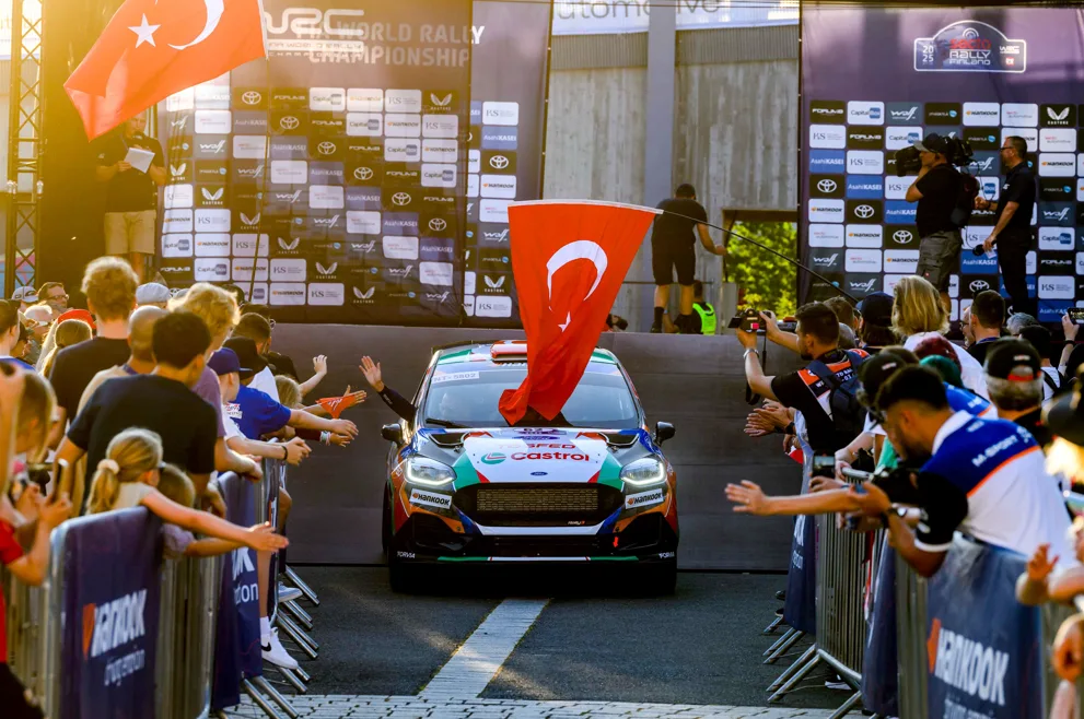 Castrol Ford Team Türkiye Finlandiya Rallisi’nde Podyumda! Şampiyonluk Orta Avrupa’ya Taşındı 3 Castrol Ford Team Türkiye Finlandiya Rallisi’nde Podyumda! Şampiyonluk Orta Avrupa’ya Taşındı