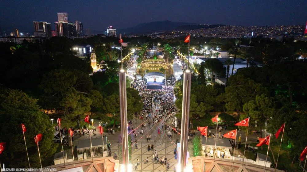 İzmir Enternasyonal Fuarı 2025: İlk Günden Büyük İlgi