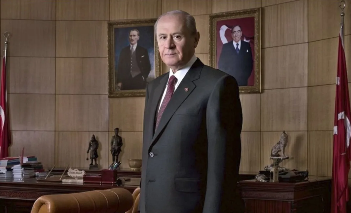 MHP Lideri Bahçeli’den 30 Ağustos Zafer Bayramı Mesajı: “30 Ağustos ruhu ayaktadır”