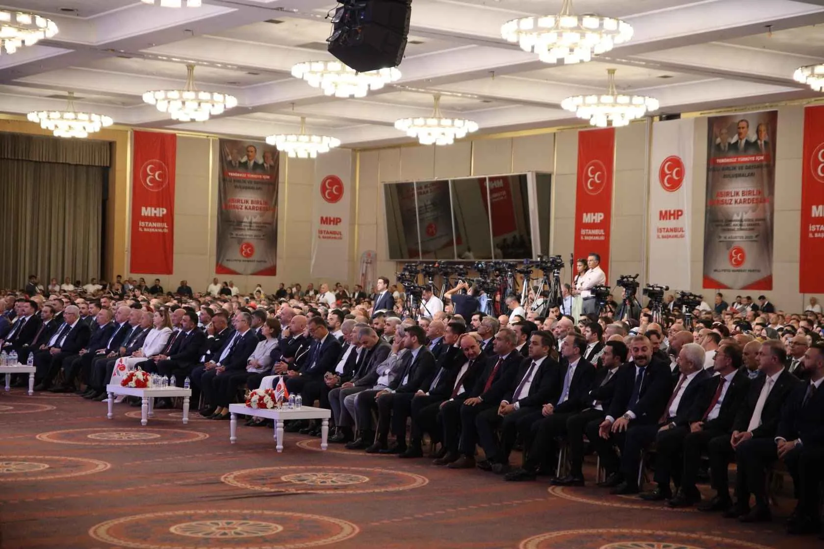 MHP’den İstanbul’da “Terörsüz Türkiye” Mesajı: Anayasa’nın İlk Maddeleri Kırmızı Çizgimiz