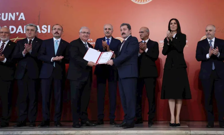 Milli Savunma Bakani Guler Samsun Milli Ruhumuzun Simgelerinden Biri 24