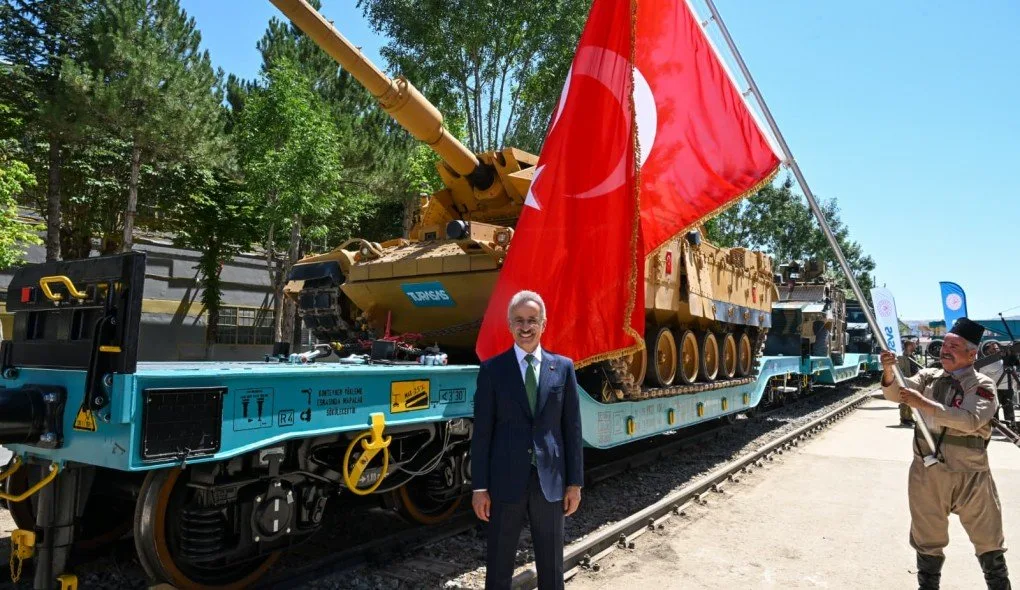 Savaş Tanklarımızı Taşıyacak Vagonlar Hazır: TÜRASAŞ Teslimata Başladı