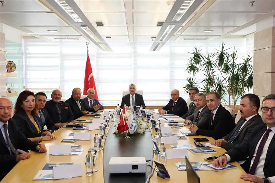 Ticaret Bakanı Bolat: “Ankara Lojistik Üssü küresel ticaret için merkezi öneme sahip”