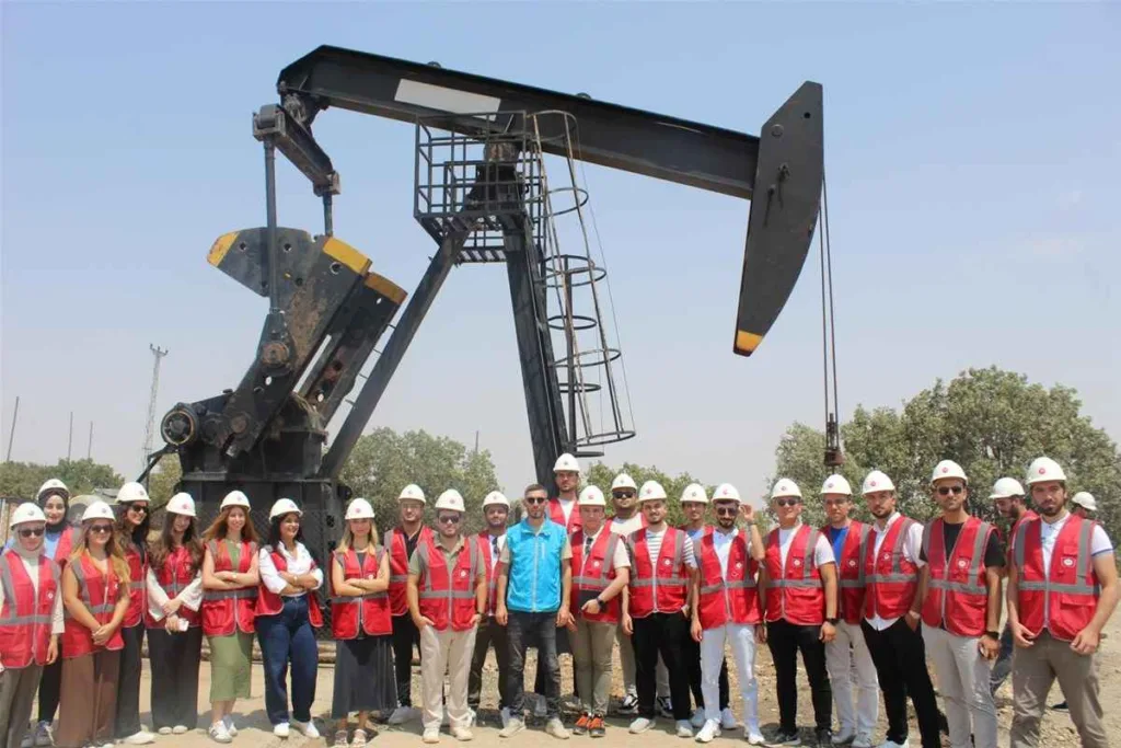 Gençlik ve Spor Bakanlığı ile TPAO'dan Gençlere Enerji Eğitimi Desteği 2 Whatsapp Image 2025 08 05 At 144629