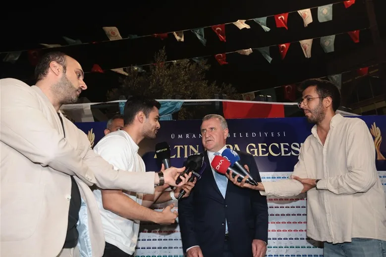 Bakan Bak’tan Milli Takımlara Destek Mesajı: “Onların Arkasındayız”