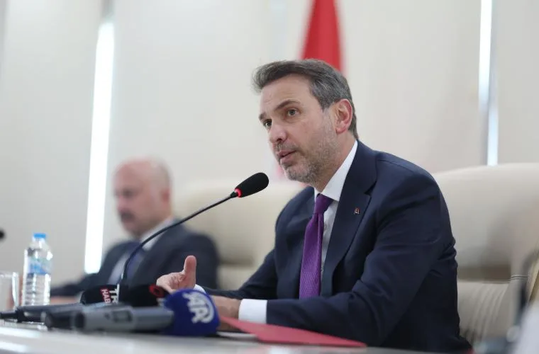 Bakan Bayraktar: Cari açık ve enflasyon sorun olmaktan çıkacak