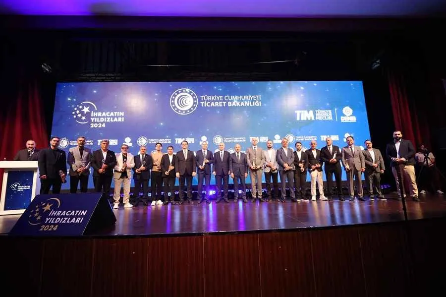 Bakan Bolat, Denizli’de ihracatın yıldızlarını ödüllendirdi