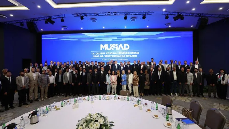 Bakan Işıkhan MÜSİAD yönetim kurulu toplantısında iş dünyasıyla buluştu