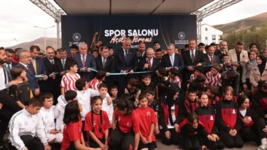 Bayburt Spor Salonu açılışı, bakanlardan yatırım mesajı