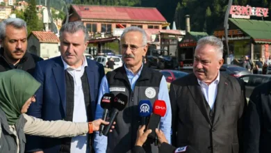Çamlıhemşin-Ayder yolu ulaşıma açıldı, kontrollü geçiş