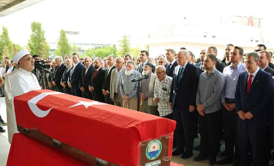 Cumhurbaşkanı Erdoğan, Başdanışmanı Hamdi Kılıç’ın cenaze törenine katıldı