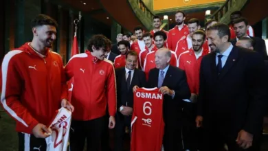 Cumhurbaşkanı Erdoğan milli takımları kabul etti