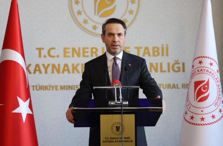 Doğal gaz Kasım-Aralık’ta Türkiye’ye geliyor