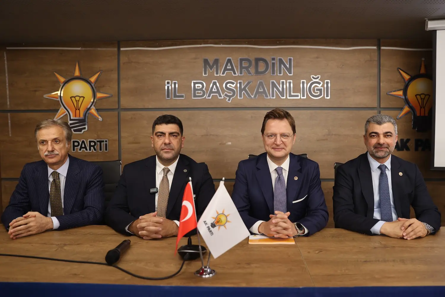 Halit Yerebakan Mardin’de: “Terörsüz Türkiye, kardeşliğin türküsüdür”