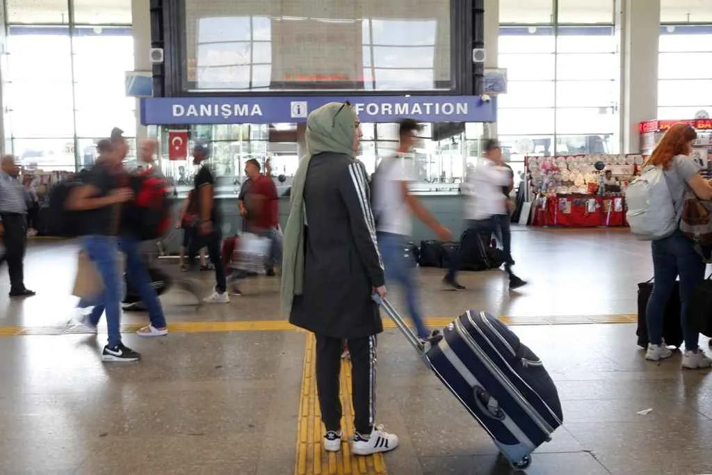 Ulaşım Desteği 2025-2026’da da Devam Edecek: Öğrenciler İçin Ne Anlama Geliyor?