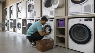 Mersin’de ‘Çamaşır Kafe’ öğrencilerin yükünü hafifletiyor