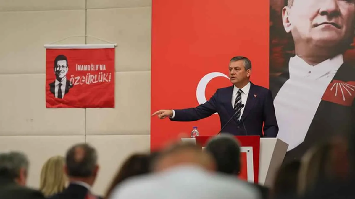 Özgür Özel: “Tek adam rejimine geçit vermeyeceğiz”
