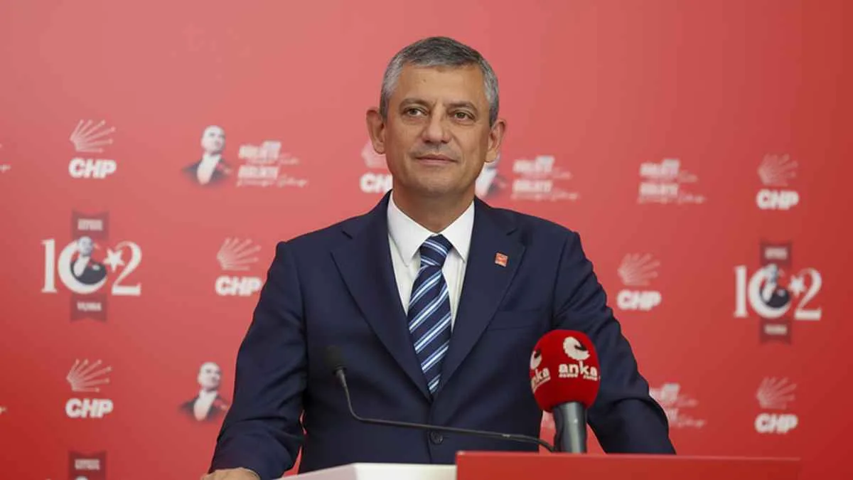 Özgür Özel’den KKTC cumhurbaşkanlığı seçimine saygı çağrısı