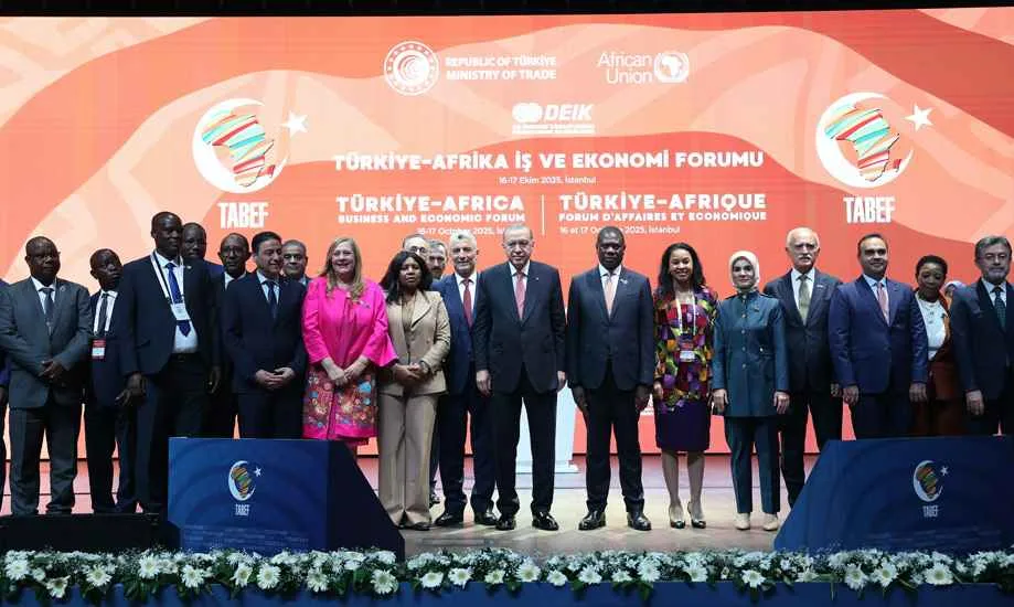 Türkiye Afrika İş Forumu’nda Erdoğan: Kapımız yatırımcılara açık