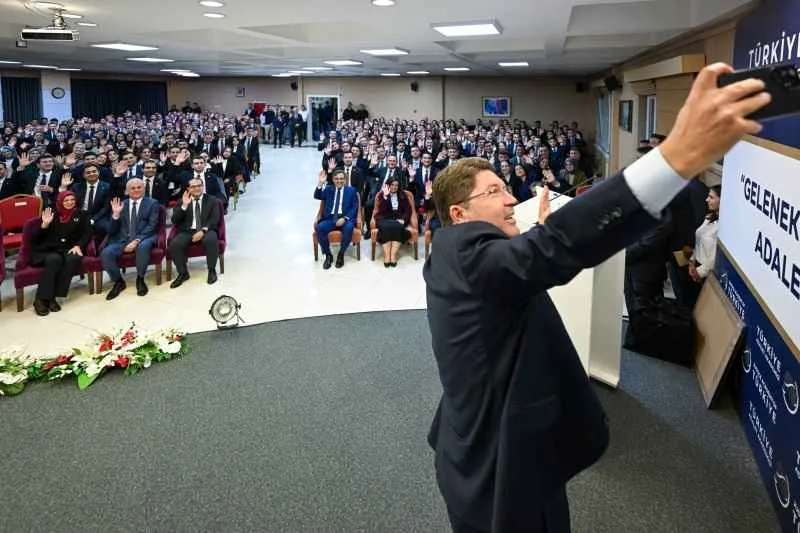 Yılmaz Tunç: Hakim-Savcı Yardımcılığı adalete güç katacak