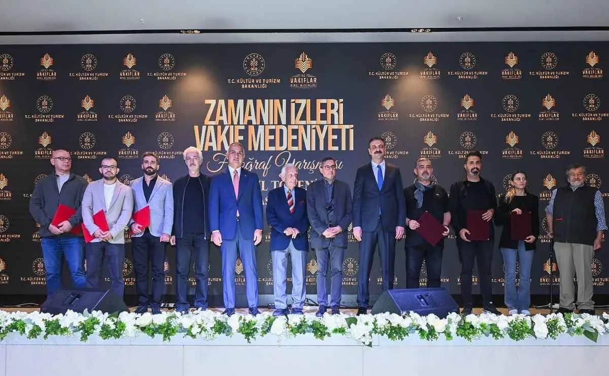 Ayasofya Restorasyonunda Bilimsel Seferberlik: Bakan Ersoy Son Durumu Açıkladı