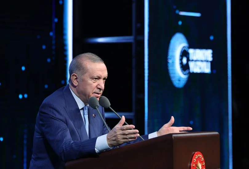 Erdoğan: Bilim üreten gençlerin yanındayız, destekler sürecek