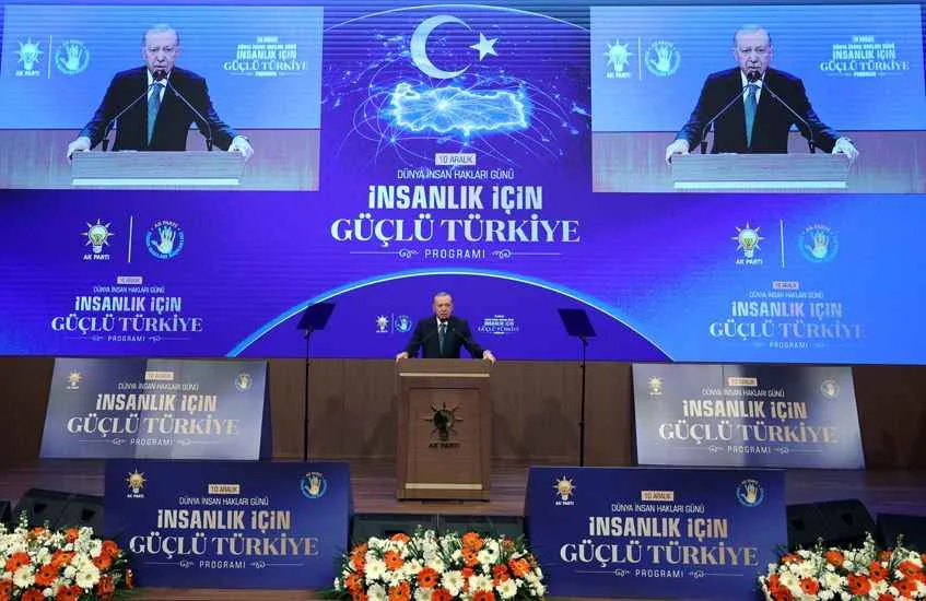 “İnsanlık İçin Güçlü Türkiye” programı: Cumhurbaşkanı Erdoğan’dan insan hakları vurgusu