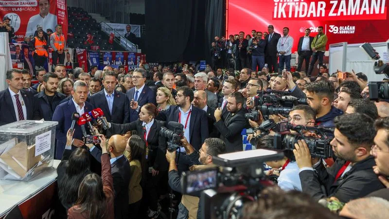 Özgür Özel: “CHP iktidara yürüyen, Türkiye’yi yönetmeye hazır bir parti”