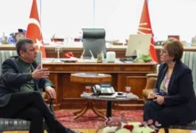 Özgür Özel: Demokratikleşme ile çözüm süreci iç içe yürümeli