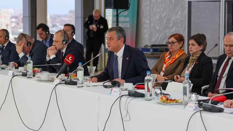 Özgür Özel: “Otoriterlerle çıkar ilişkisi için görevlendirilmedik”
