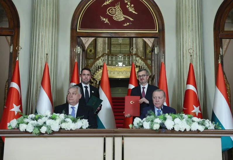 Türkiye-Macaristan ilişkileri ortak basın toplantısında yeni hedeflerle güçlendirildi